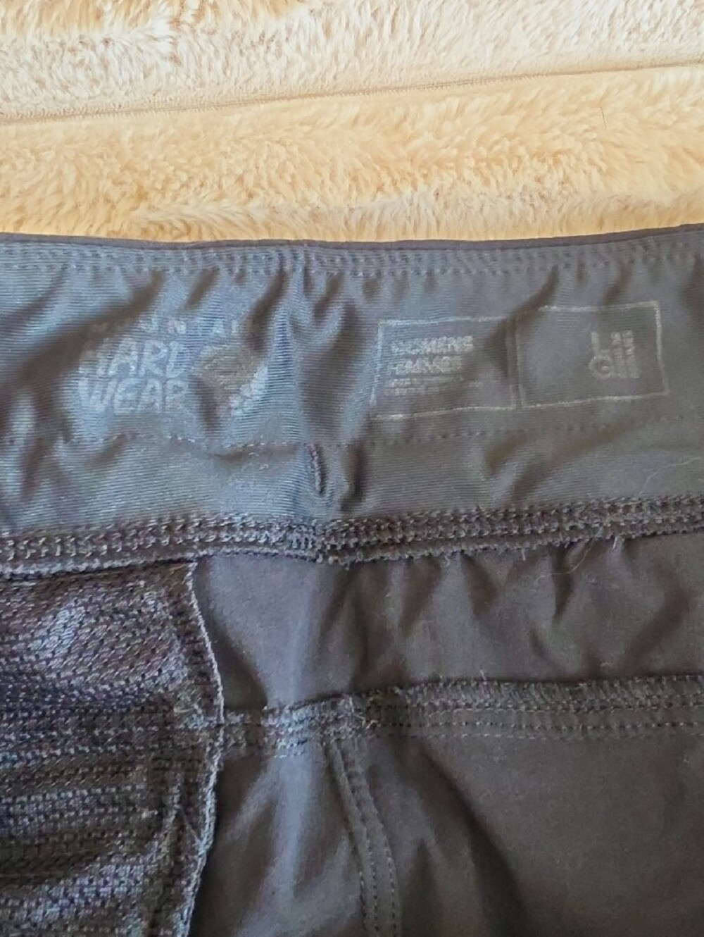 Mountain Hardwear Black Hiking Joggers, Large - Picture 9 of 9